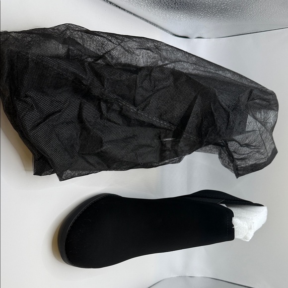 Elegant Black Ankle Booties for Women NEW! - Picture 1 of 5